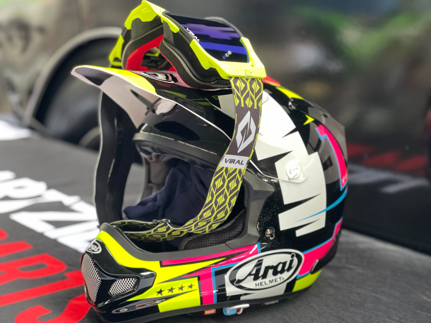 Signature Series GUCNEO Goggle